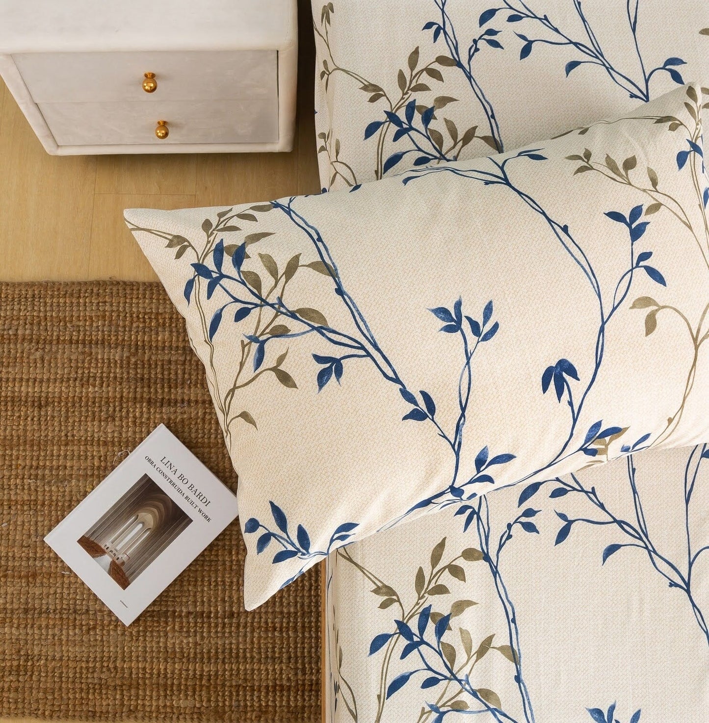 Tache Poplin Cotton Elegant Leaf Vine Cream Beige Pillowcase (JHW-842)-3