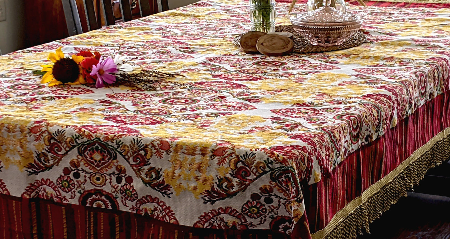 Tache Elegant Burgundy Ornate Paisley Woven Tapestry Tablecloth (18194)-4