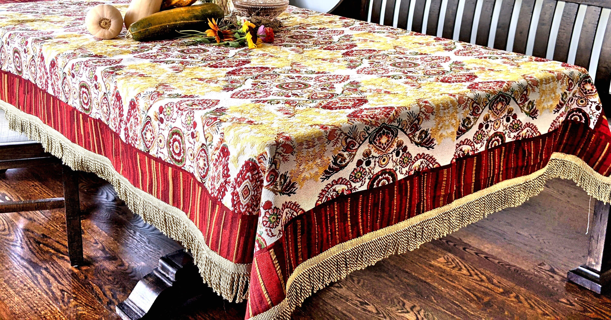 Tache Elegant Burgundy Ornate Paisley Woven Tapestry Tablecloth (18194)-3
