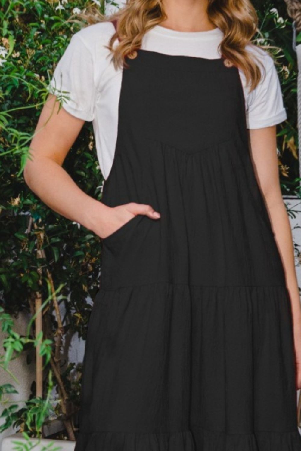 Black Flowy Tiered Sleeveless Midi Dress