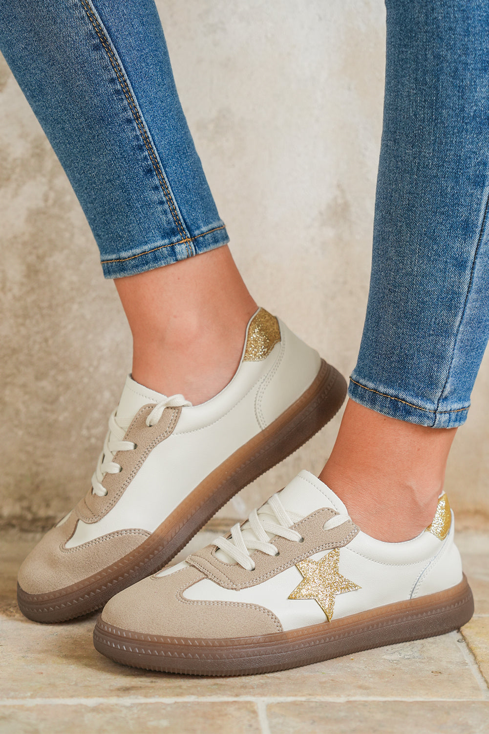 Starry Patch Lace-Up Retro Flattie