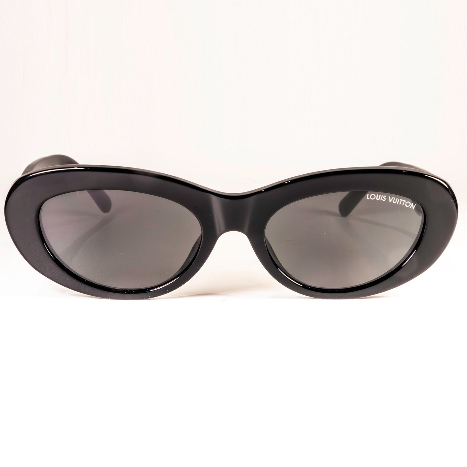 Louis Vuitton Fame Oval Sunglasses