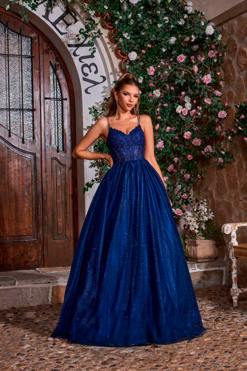 Luxurious & Elegant Stunner J26007