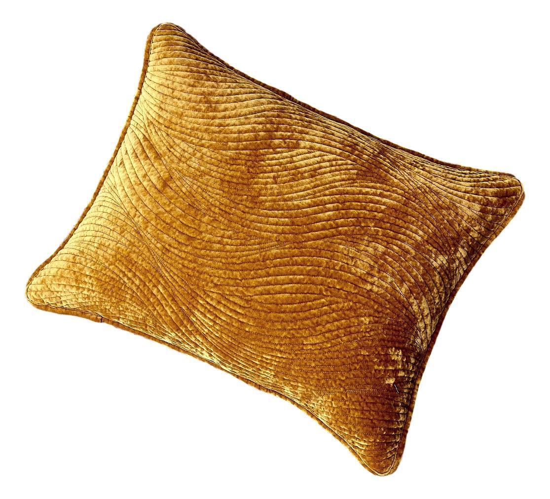 Tache Velvet Dreams Melted Gold Plush Waves Pillow Sham (JHW-852Y)-0