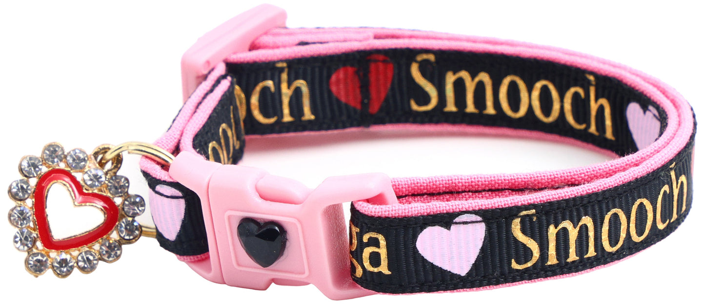 Hugga Smooch Breakaway Cat Collar-6