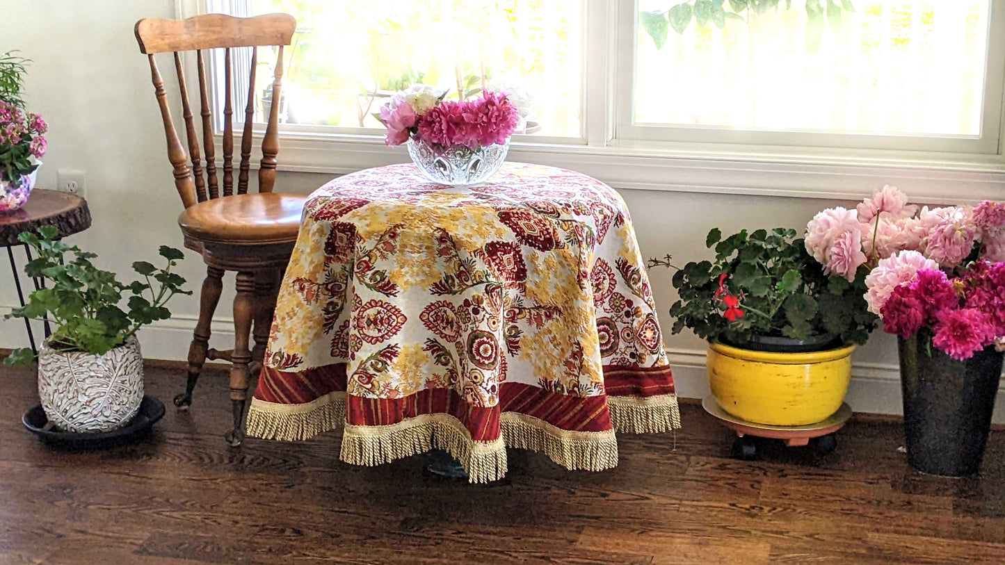 Tache Elegant Burgundy Ornate Paisley Woven Tapestry Tablecloth (18194)-2