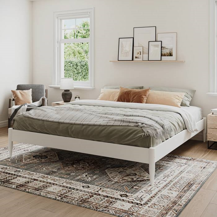 Queen Size Solid Hardwood Victorian Style White Platform Bed-1
