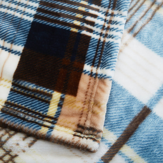 Elacy Winter Cabin Flannel Throw Blanket