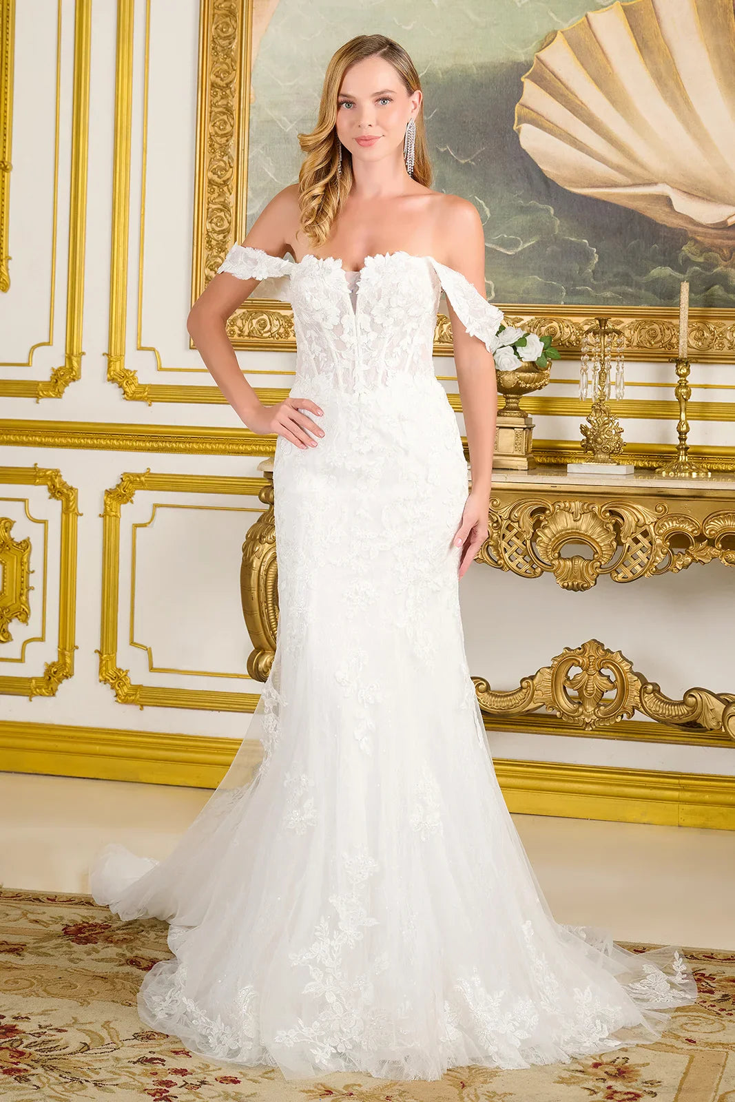 Fitted Wedding Dress With Detachable Straps And Corset Bodice With V-Neck-0