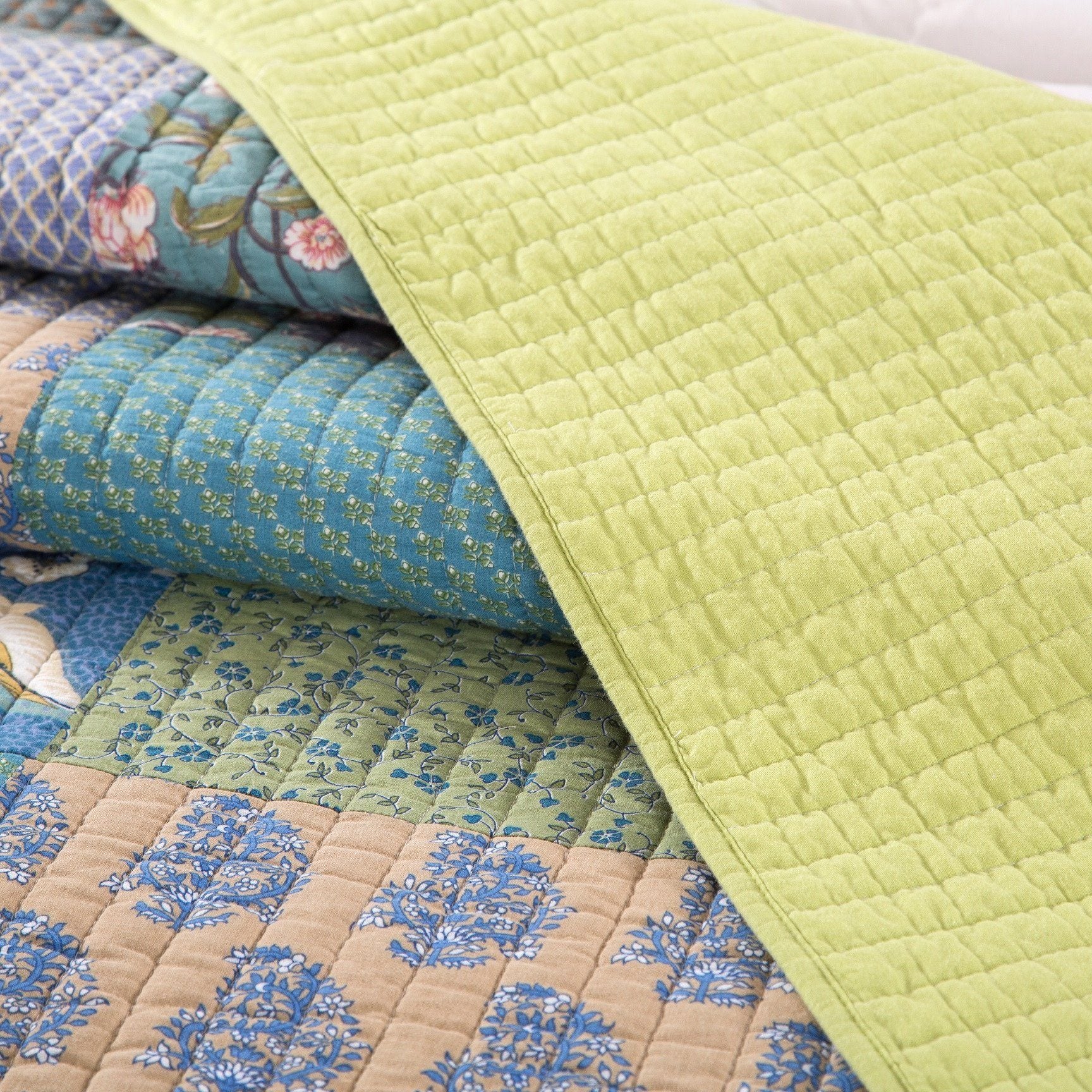 Tache Cotton Bohemian Tropical Calla Lily Quilted Patchwork Bedspread Set (JHW-687)-2