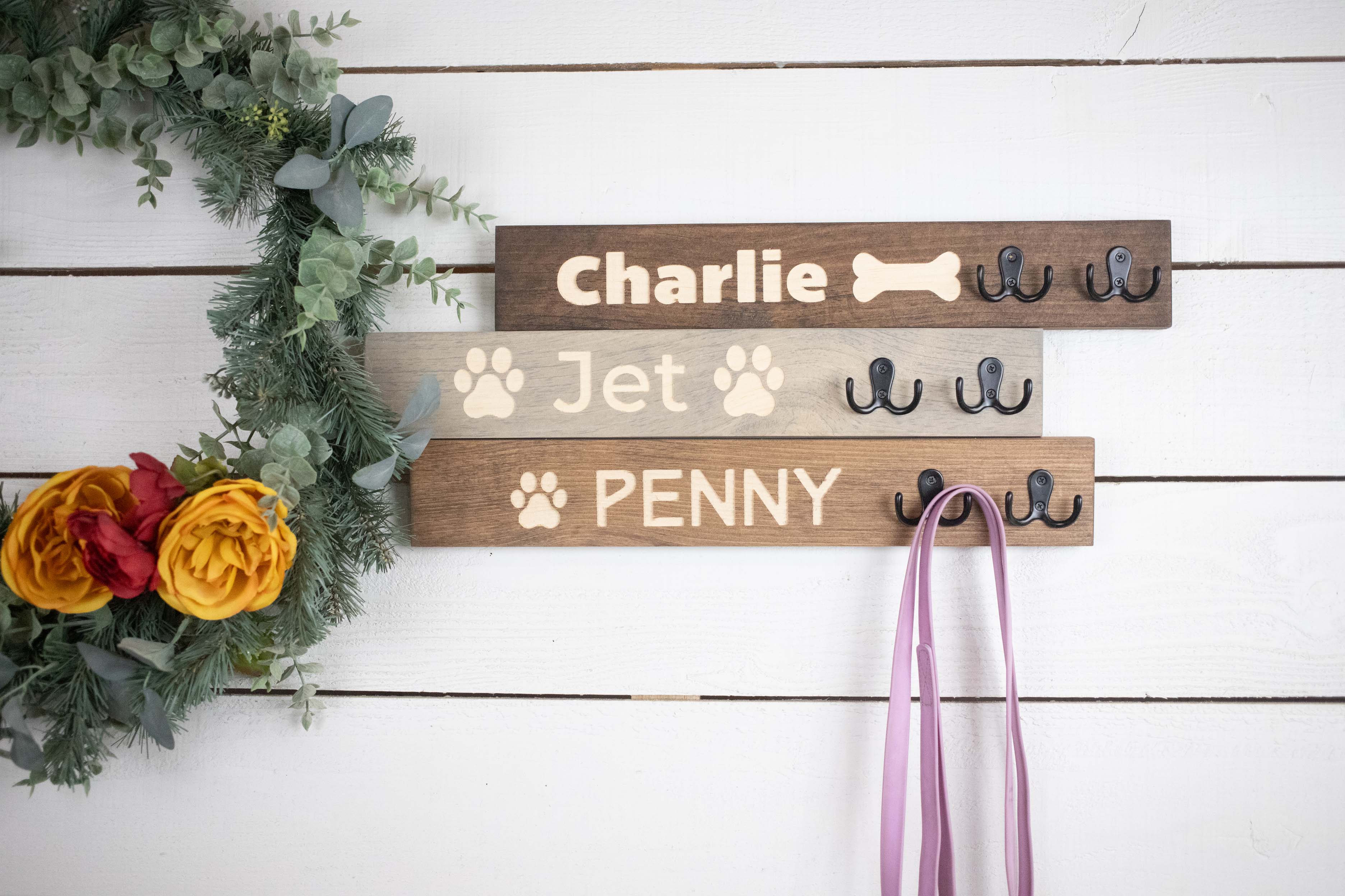 Horizontal Personalized Leash Holder, Engraved Backpack Hook, Customizable Coat Hook,-0